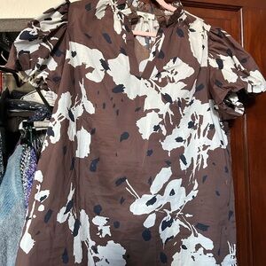 Entro Abstract Brown and White Blouse